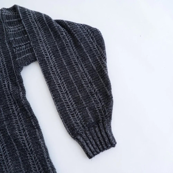 Vintage Croft  & Barrow Gray and Black 3D Pattern Crew Neck Sweater XL (8% Wool) - Picture 4 of 9